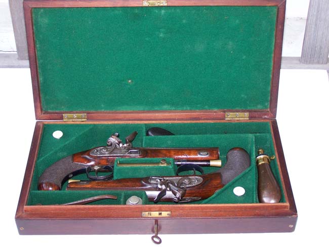A Cased pair of English Flintlock 'Gentleman's' Traveling Pistols by Thomas Mortimer, GUNMAKER TO HIS MAJESTY, London, circa 1810-1815. — image 4